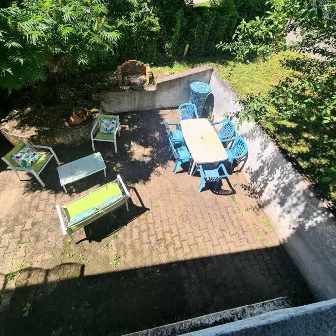 Appartement Centre Ville Terrasse Jardin Garage Chez Priscilla Aurillac Buitenkant foto